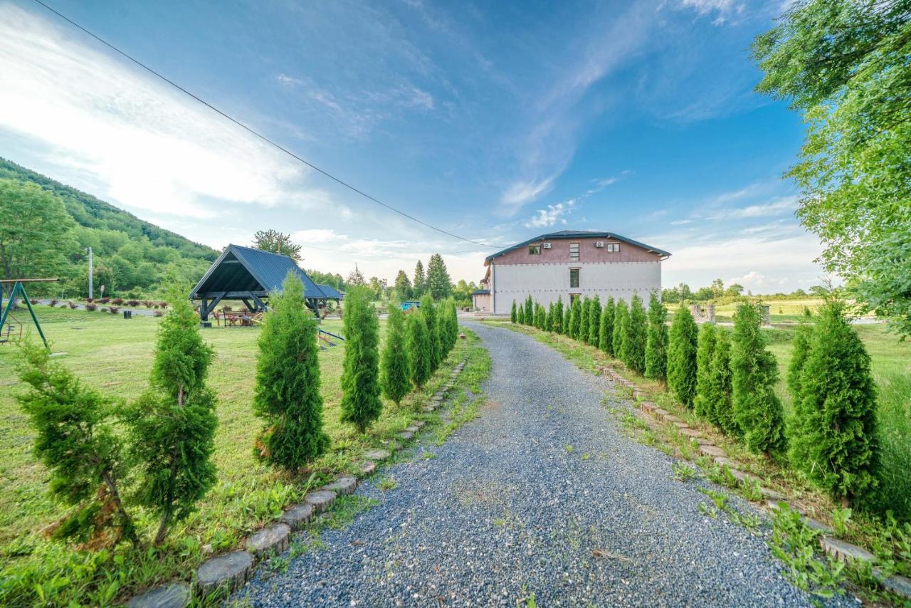 Resort Big House Plitvicka Jezera Licko Petrovo Selo Екстериор снимка