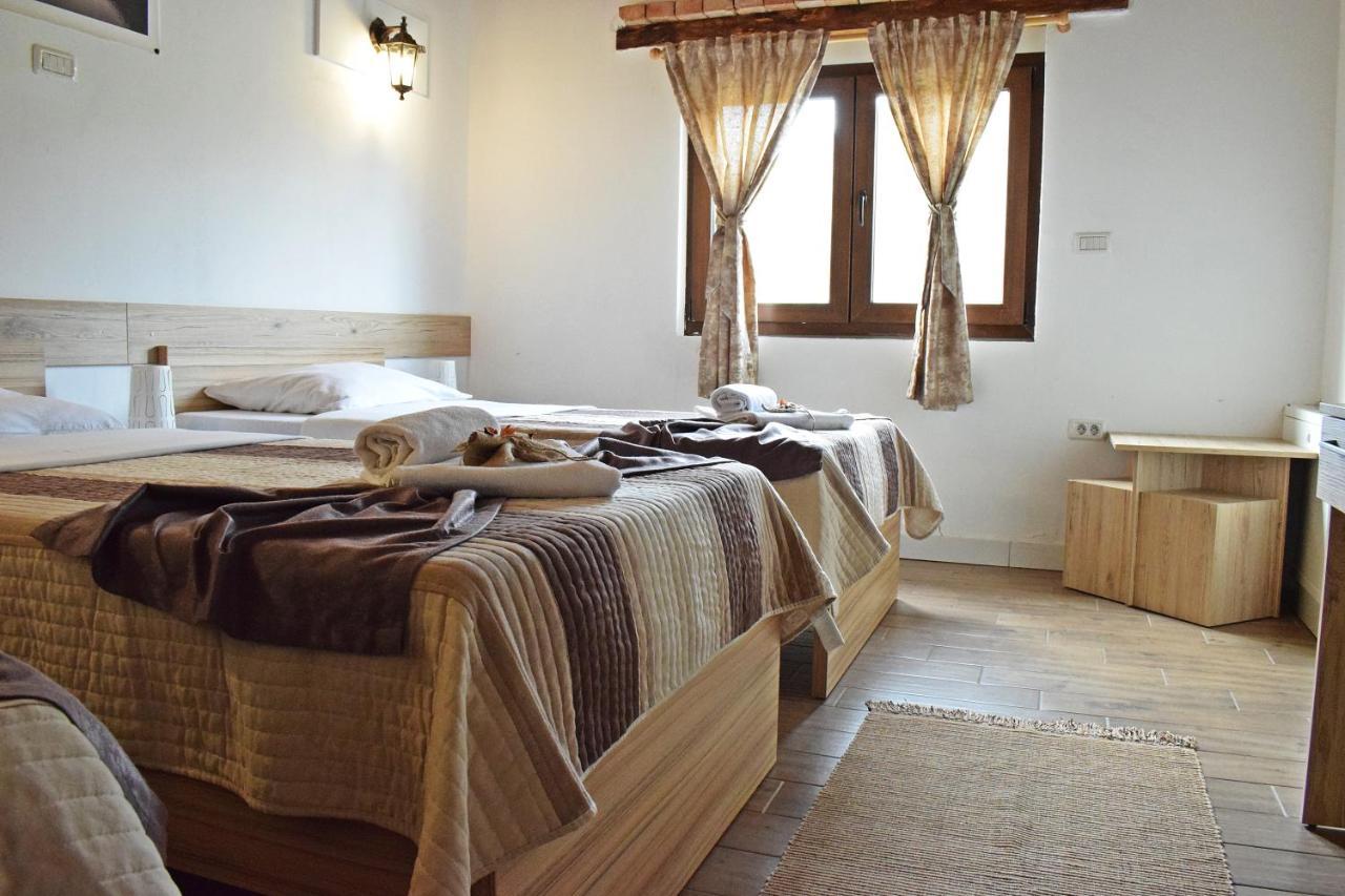 Resort Big House Plitvicka Jezera Licko Petrovo Selo Екстериор снимка